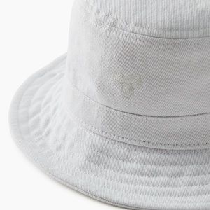 TNA WHITE BUCKET HAT